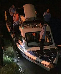 ����һ���Ӻ����ų��� Ȼ�����ˡ���