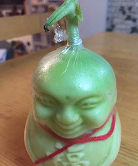 "家里惊现一只人参娃娃,这么萌,怎么吃啊?"