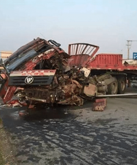 ���������˫�������ҳ��� ��Ϊ��ײ��������ӣ�