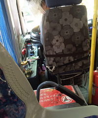 ˾��ʦ����æ�ޣ��۹���·Ҳ�������ֻ�