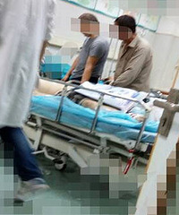 ͩ����������  23���ѧ������4¥����