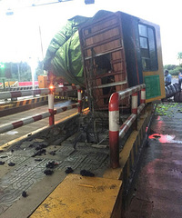 G60���ٹ�·���򳤰��շ�վ �������б�ε����շ�ͤ��