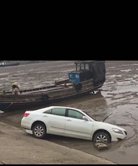 ͻ����է����ɽ��԰һ����Ȼ�Լ����º���ϴ��