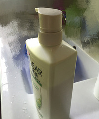 �����ڴ��󷢹��ﱻ�ӣ�ȫ��δ������ԡ¶��Ȼֻ�а�ƿ