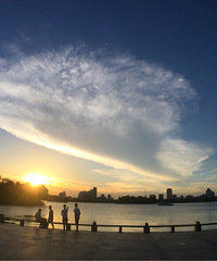 �Ϻ��Ͽյķ��㡣