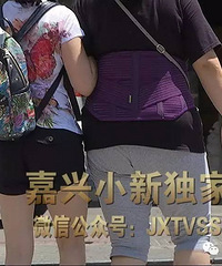 ����ĳ����ŮԱ��С�ꡰ��������  �������ϰ���ȹ���ڿ� ��