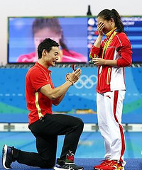 ���˻��ϵ������� ��ɱ�˻�������AB��