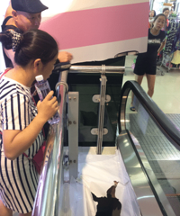 15���к�������� ˲�䲻���ˣ�ֻ����һ���󶴡�