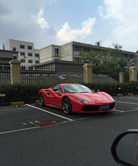 �����׷��������� 488 GTB ���˷�������39̨