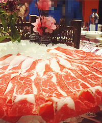 ����~������һ�Ҵ�ζ�����Ϯ����̬��������ֻҧһ�ھ͡���