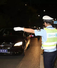 �ϲ�Ƽݣ�����3����Ƽ��ǡ��鷳��