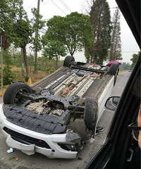 【街头爆料1】车怎么翻
