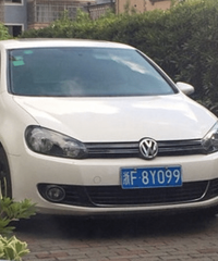 ��ɷ��һ����˽�ҳ�������·�м� �ϰ�ٵ���