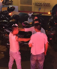 �ڼ�·�ŵ���γ��ſ�