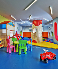 �Ϻ�����������һ�������׶�԰  �Ǳ������ʾ�ܲ���