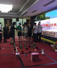 ӭ�����չԱ��Ȥζ�