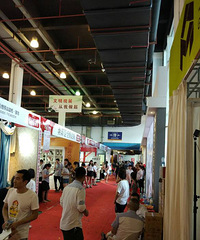 ����С��׷ף�����ס��������μӼ��˵�ʮ