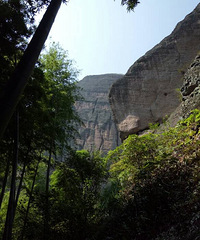 ���������е���ʯ�ң��羰��������