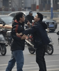 һ������������Ѫ�� �л���·�����м� �������Ӵ�����