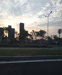 100w��140ƽ�Ĵ��� �Ҿ���׬�� �����˵˵����