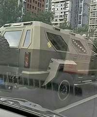 ·�����޼�SUV װ�׳��Ƶ�