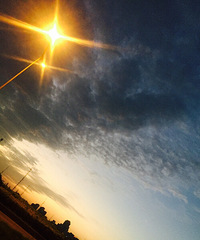 ���˵���գ�ͷ�����������°��ĵģ�������