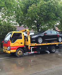 ����һ���������ᳵ�����ͳ����ұ���ӭ��