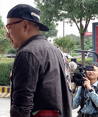 ����������������ˣ����Ѹ��ٷ�����ż��