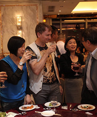 �Ϲ�����Ӧ�� �ͻ�����С�� ��ȴ˵��С��û��˼ ������