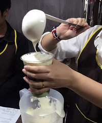 ��˵����·������ڹ��ݳ���  �������ԣ�֥ʿ���󰮰�~