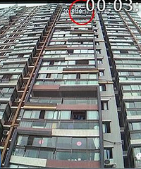 ����ĳС��24¥ס������ը��  �Ϲϡ���ƿ������Ӧ�о��У�