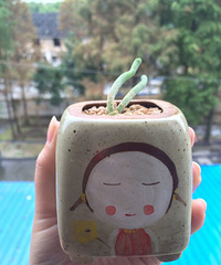 �������