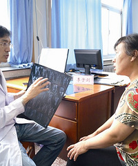 ���ݣ��㹽����һ���Ϻ�����ҽ��  ��ҺŷѾ�����3000��