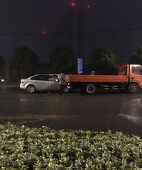 �����죬�����ʹ��۰�