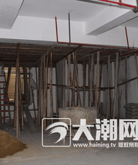 ����һ���ӻ�150�����˷� ����ס��ȴ�е�ţ�զ���£�