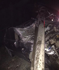 �������ֻ�����ע���������У���ҹ����һ�γ�ײ�÷���