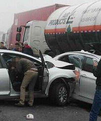 [��]9��43�ˣ���κ����ٷ�������׷β�¹�