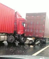 �����г���ѡ���⣺�ǿ����ƻ���˫���ƣ���ȷ�𰸿����