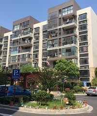 �����������������ʯ���ĵض� ���11000Ԫ/ƽ