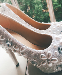 ���ر�Ļ�Ь����DYI ������һ��һ�����ȥ