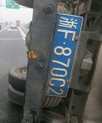 С�ģ����˸��ٹ����� ���������β� ��F���෭