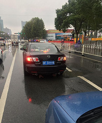 ��F3***N�ĳ�������ײ�˱��˳��������� �����ν����绰��