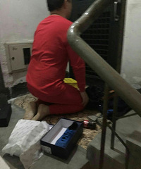 ���Ӵ��ź����¹��ڼ��ſڣ���˵����Ϊ����Ů�ѵĿ�ݡ�