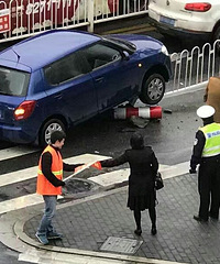 ����ֱ�ӿ��ϸ���� ���ǿ��������ֻ���