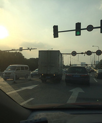 �����ֱ�ײ�ˣ����˴������ż� ���ǵڼ��α�ײ�ˣ�