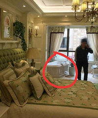 胆子够大的!你老婆同意把浴缸放在阳台上吗?