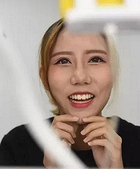 ����18������Ů����������������� ���Լ�