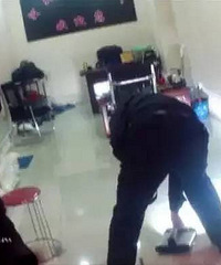 �������С����ƶ����˱���10���Ǯ �ݼ�̫����ƽ���񾯿�������