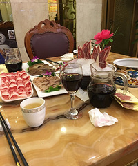 ��һ�������ڸߵ����� �·�������1ǧ ����Ľ�˼ҿ���ƿ��