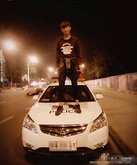 ����Ҫ����ͷ ���Ͼ��������� �����˸�����һ��